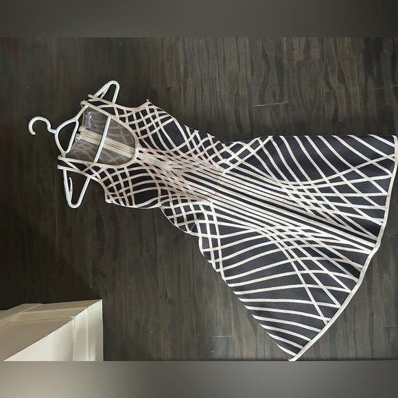 Herve Leger rare Eva anthracomb dress - Picture 9 of 16